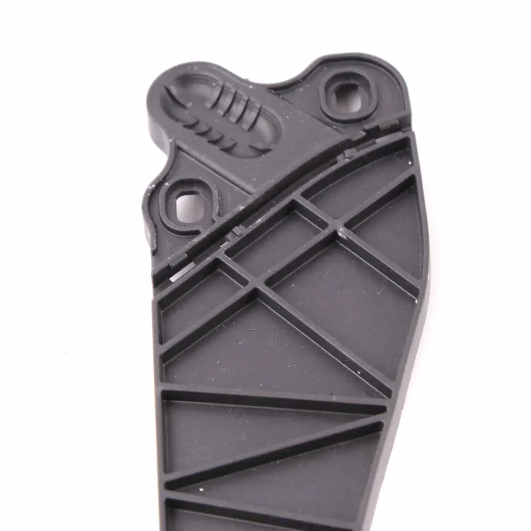 hintere Stoßstange Halterung links Halterung Trim für Mercedes W176 mit Teilenummer A1768850214 Mercedes W176 hintere Stoßstange Halterung links Halterung Trim - SKU A1768850214 - Teilenummer A1768850214