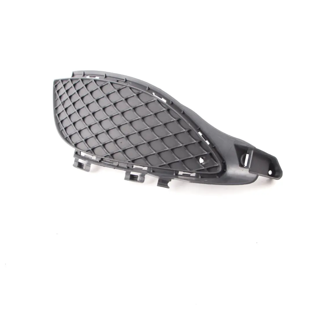 Griglia Lamp Fendinebbia Paraurti Anteriore Sinistra per Mercedes W176 con numero di parte A1768850322 Mercedes W176 Griglia Lamp Fendinebbia Paraurti Anteriore Sinistra - SKU A1768850322 - Numero di parte A1768850322