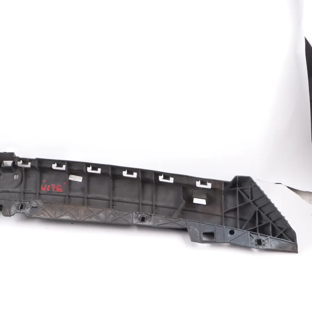 Mercedes W176 W245 Support pare-chocs avant Traverse A2466201100 - SKU A1768850365 - Numéro de pièce A1768850365