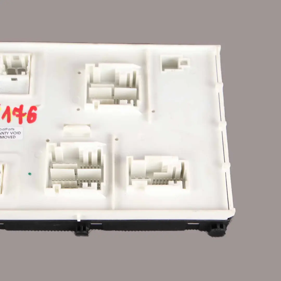 Modulo Comfort controllo gateway centrale VST per Mercedes W176 W246 con numero di parte A1769001101 Mercedes W176 W246 Modulo Comfort controllo gateway centrale VST - SKU A1769001101 - Numero di parte A1769001101