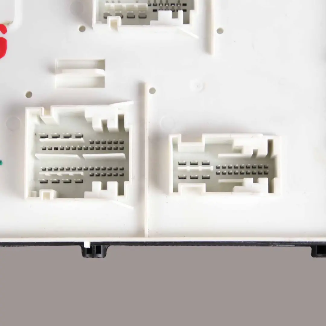 Modulo Comfort controllo gateway centrale VST per Mercedes W176 W246 con numero di parte A1769001101 Mercedes W176 W246 Modulo Comfort controllo gateway centrale VST - SKU A1769001101 - Numero di parte A1769001101