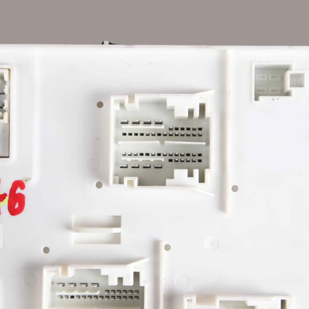 Modulo Comfort controllo gateway centrale VST per Mercedes W176 W246 con numero di parte A1769001101 Mercedes W176 W246 Modulo Comfort controllo gateway centrale VST - SKU A1769001101 - Numero di parte A1769001101