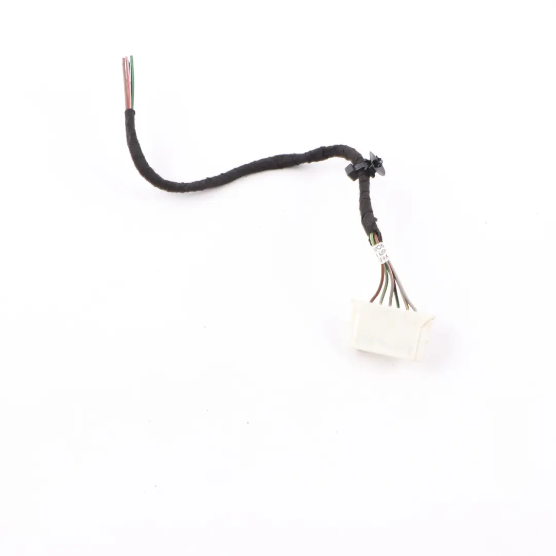 Mercedes W176 Luz Trasera Derecha Luz Trasera Lado Enchufe Toma Cableado - SKU A1769060200-2 - Número de pieza A1769060200