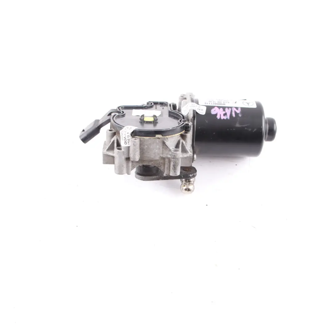 Windscreen Wiper Motor Drive Unit Front to Mercedes W176 with Part number A1769061900 Mercedes W176 Windscreen Wiper Motor Drive Unit Front - SKU A1769061900 - Part number A1769061900