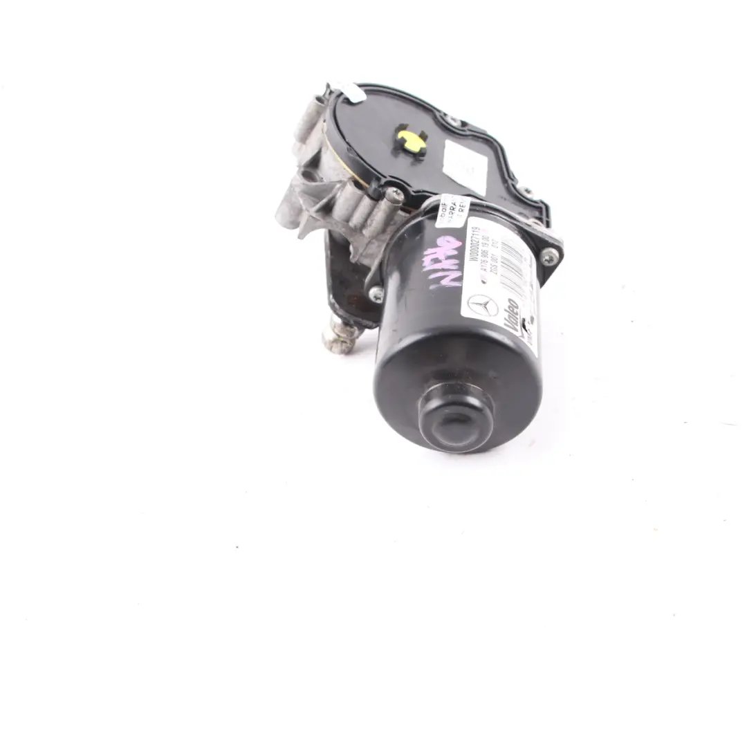 Windscreen Wiper Motor Drive Unit Front to Mercedes W176 with Part number A1769061900 Mercedes W176 Windscreen Wiper Motor Drive Unit Front - SKU A1769061900 - Part number A1769061900