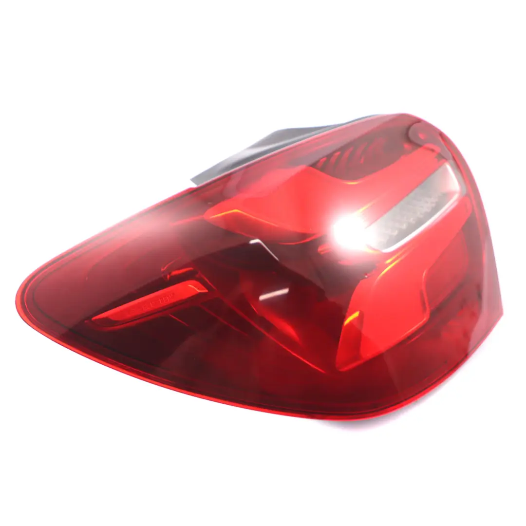 Luz Trasera Izquierda Panel lateral de luces traseras para Mercedes W176 con número de pieza A1769065000 Mercedes W176 Luz Trasera Izquierda Panel lateral de luces traseras - SKU A1769065000-1 - Número de pieza A1769065000