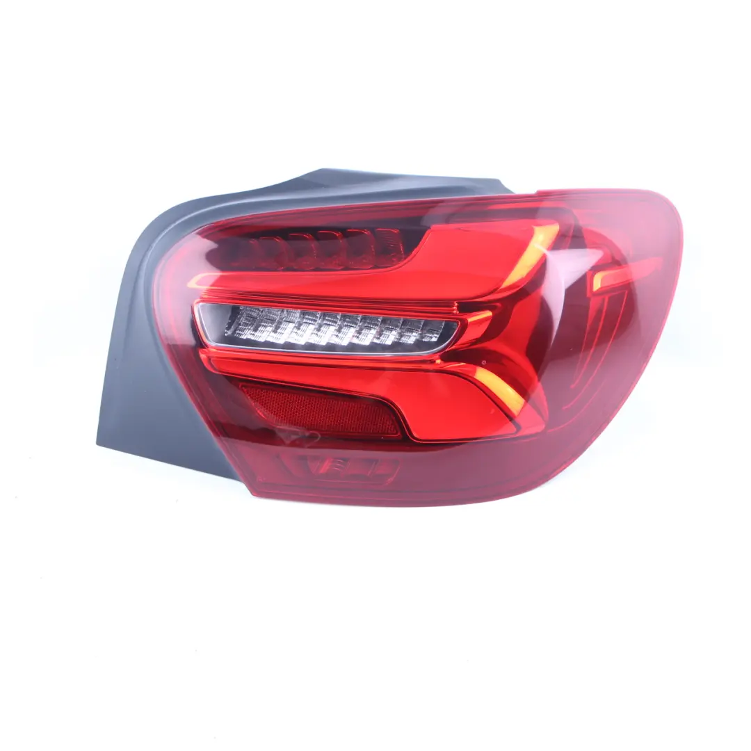 Luz Trasera Derecha Tail Light Side Panel Taillight para Mercedes W176 con número de pieza A1769065400 Mercedes W176 Luz Trasera Derecha Tail Light Side Panel Taillight - SKU A1769065400 - Número de pieza A1769065400