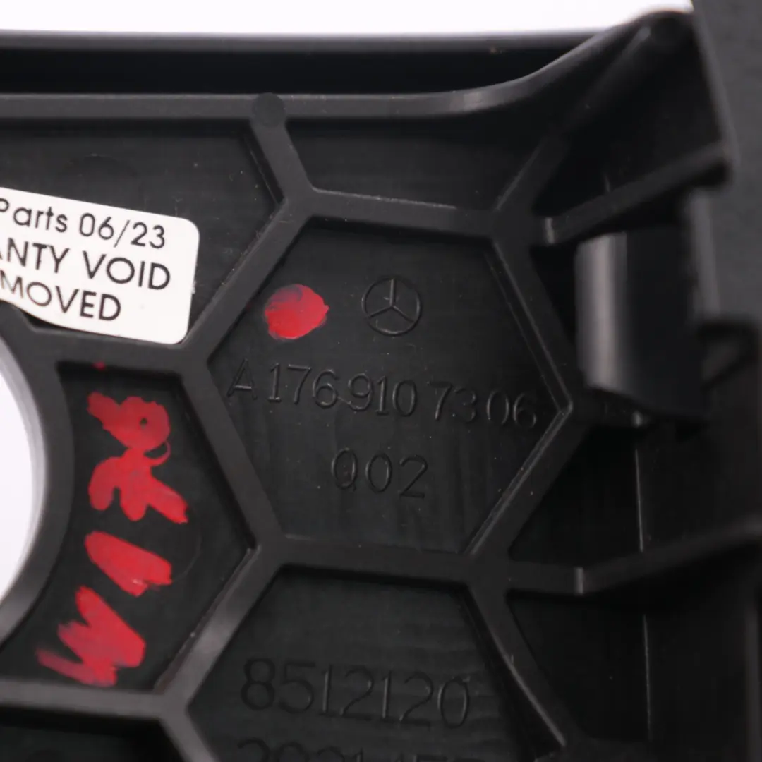 Siège Avant Support Cuisse Ajustement Gauche Droite pour Mercedes W176 à propos du numéro de pièce A1769107306 Mercedes W176 Siège Avant Support Cuisse Ajustement Gauche Droite - SKU A1769107306 - Numéro de pièce A1769107306