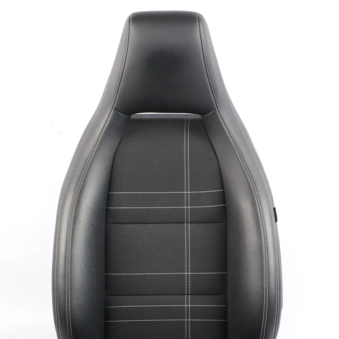 Asiento Delantero Sport Izquierdo Cuero / Tela Interior Negro para Mercedes W176 con número de pieza A1769108301 Mercedes W176 Asiento Delantero Sport Izquierdo Cuero / Tela Interior Negro - SKU A1769108301-2 - Número de pieza A1769108301