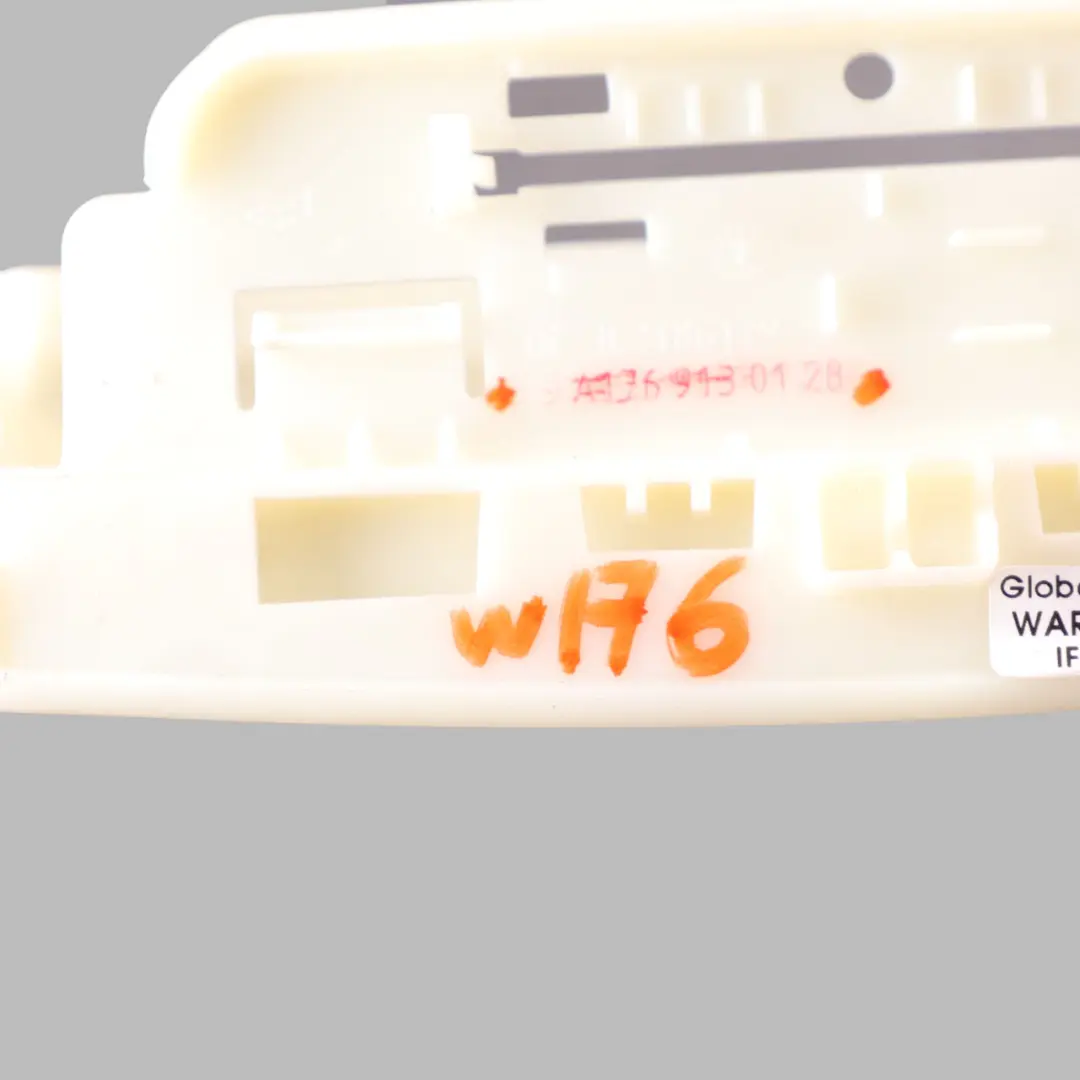 Coprisedile Schienale Poggiatesta Anteriore Sinistro per Mercedes W176 con numero di parte A1769130128 Mercedes W176 Coprisedile Schienale Poggiatesta Anteriore Sinistro - SKU A1769130128 - Numero di parte A1769130128