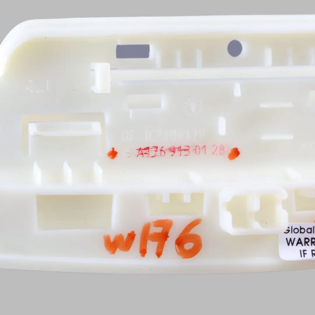 Housse de siège Repose-tête Appui-tête Avant Gauche pour Mercedes W176 à propos du numéro de pièce A1769130128 Mercedes W176 Housse de siège Repose-tête Appui-tête Avant Gauche - SKU A1769130128 - Numéro de pièce A1769130128