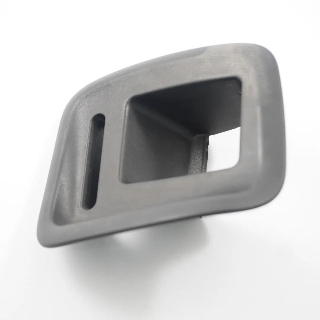 Mercedes W176 Sitzverriegelungsabdeckung hinten links - SKU A1769230700 - Teilenummer A1769230700