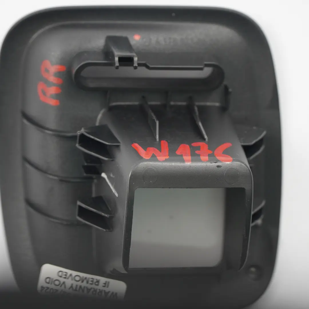 Mercedes W176 Tapa de cierre del asiento trasero derecho - SKU A1769230800 - Número de pieza A1769230800