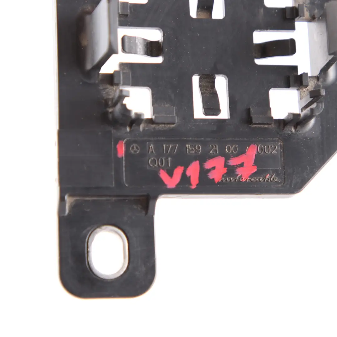 Support de capteur de température Mercedes W177 W205 d'échappement pour à propos du numéro de pièce A1771592100 Support de capteur de température Mercedes W177 W205 d'échappement - SKU A1771592100 - Numéro de pièce A1771592100