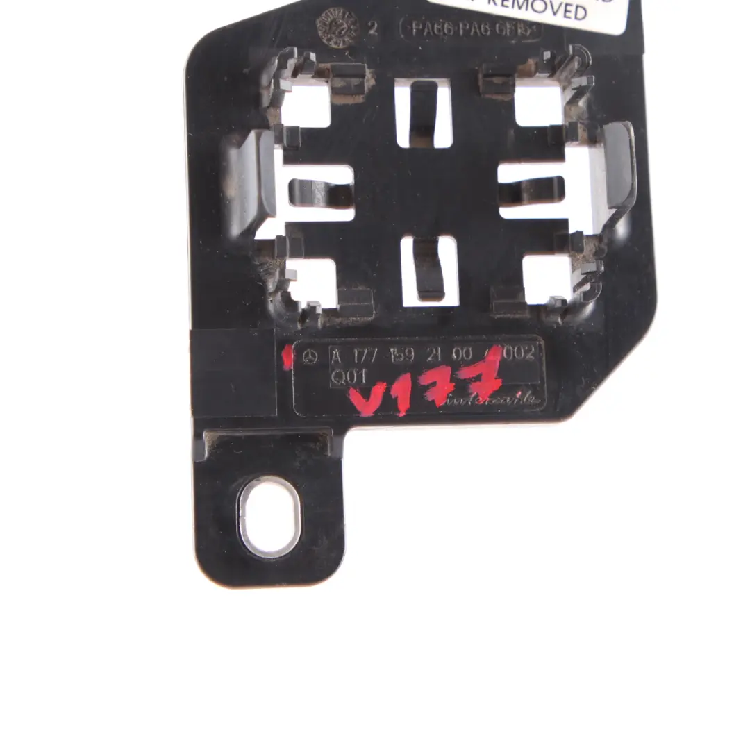 Support de capteur de température Mercedes W177 W205 d'échappement pour à propos du numéro de pièce A1771592100 Support de capteur de température Mercedes W177 W205 d'échappement - SKU A1771592100 - Numéro de pièce A1771592100