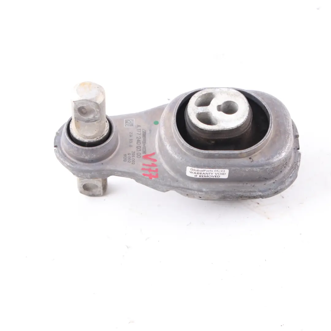 Łapa Wspornik Uchwyt Poduszka Silnika do Mercedes W177 AMG o numerze A1772400300 Mercedes W177 AMG Łapa Wspornik Uchwyt Poduszka Silnika - SKU A1772400300 - Numer Części A1772400300