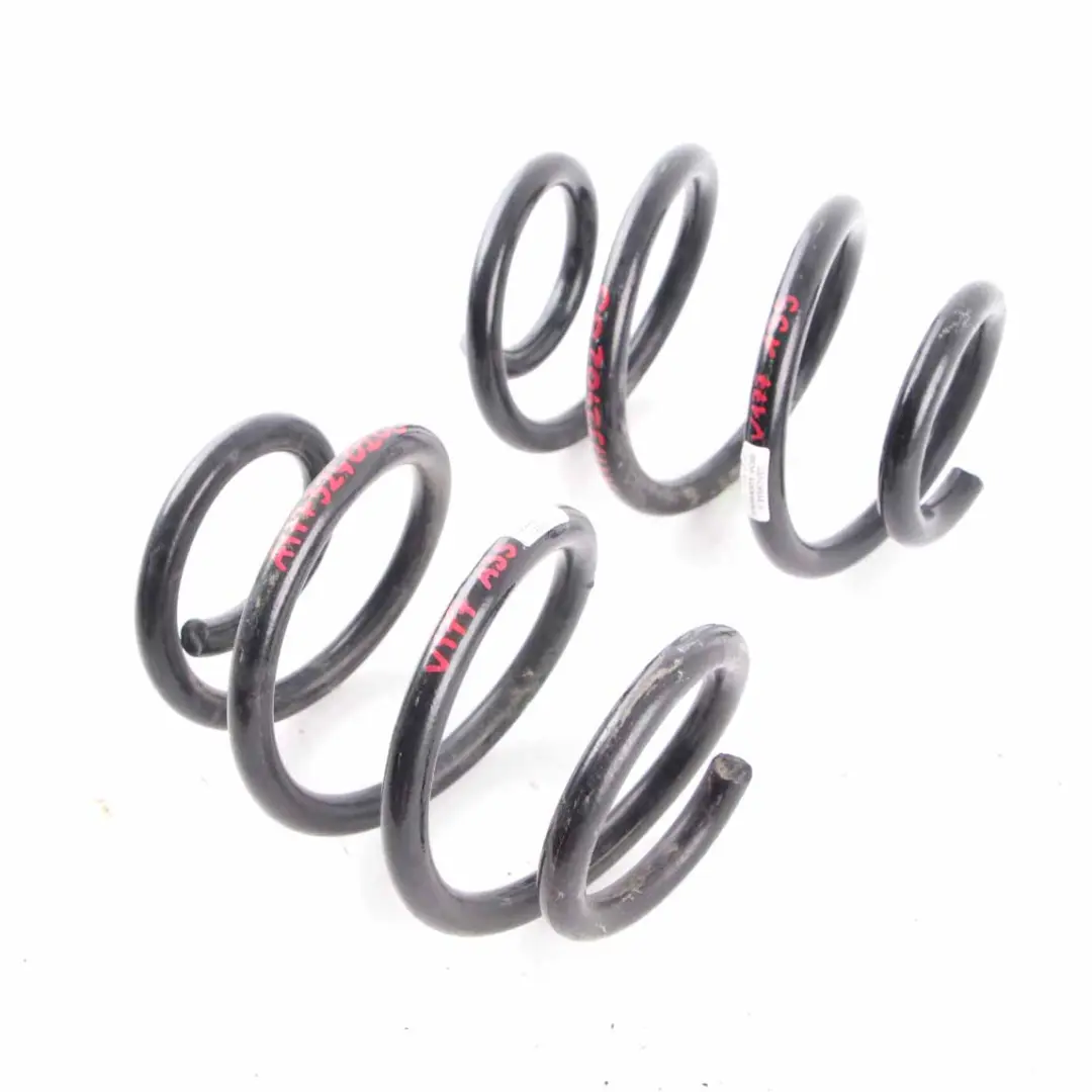 Schraubenfeder Satz Hinten Links Rechts für Mercedes W177 AMG mit Teilenummer A1773240200 Mercedes W177 AMG Schraubenfeder Satz Hinten Links Rechts - SKU A1773240200 - Teilenummer A1773240200