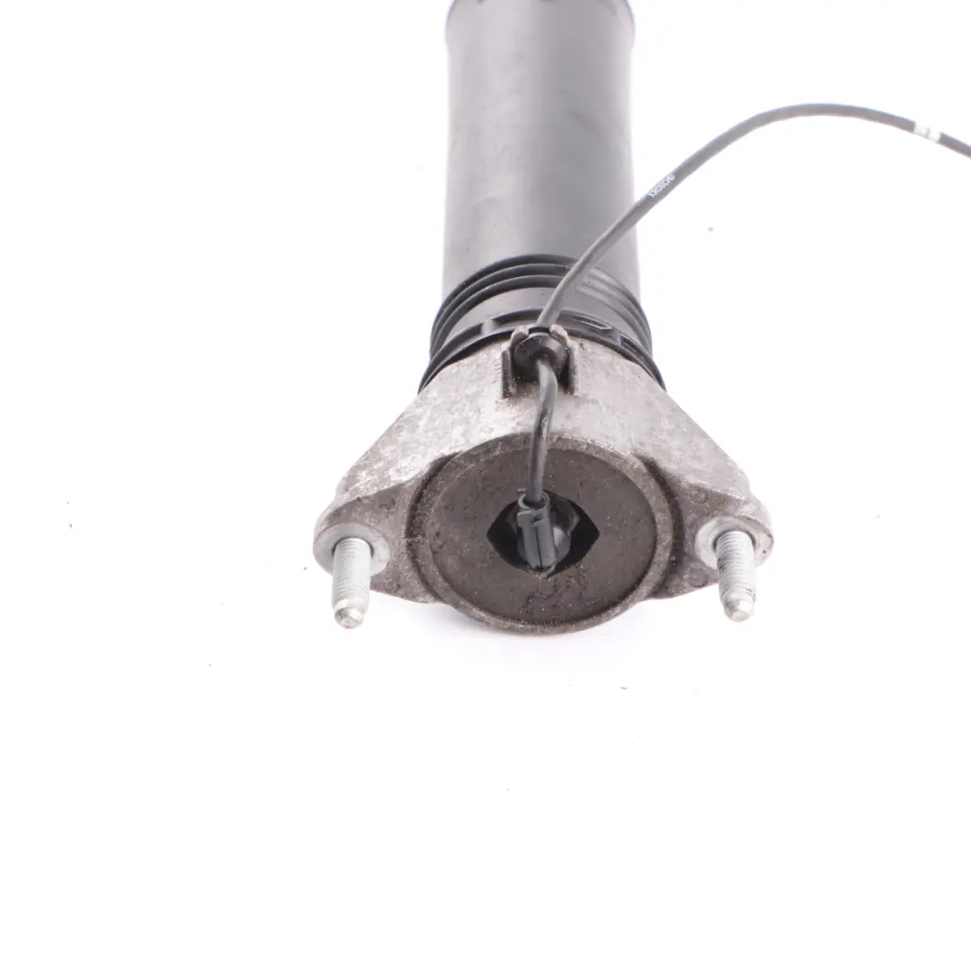 puntone a molla ammortizzatore posteriore sinistro destro per Mercedes W177 AMG A35 con numero di parte A1773260800 Mercedes W177 AMG A35 puntone a molla ammortizzatore posteriore sinistro destro - SKU A1773260800 - Numero di parte A1773260800