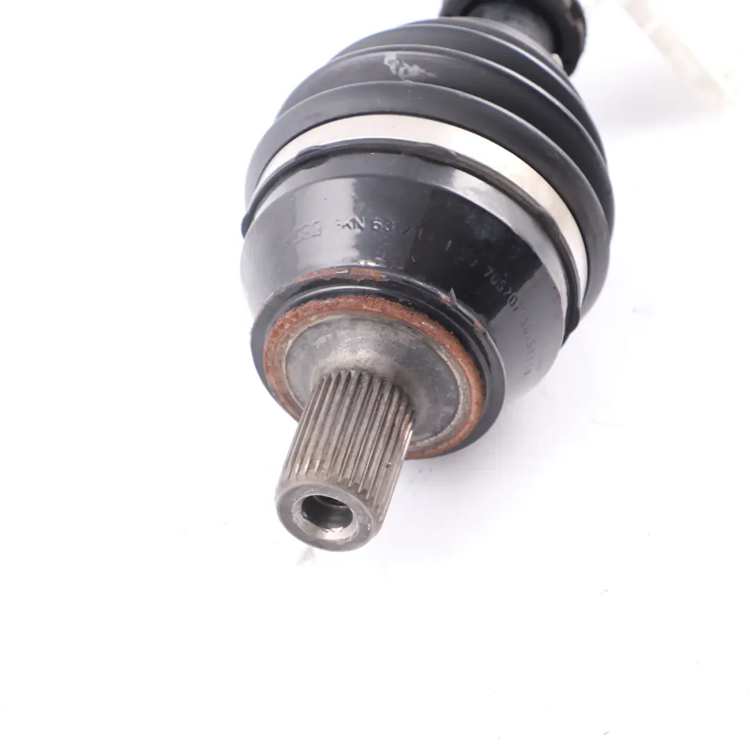 Albero Trasmissione Asse Anteriore Sinistro per Mercedes W177 AMG con numero di parte A1773300902 Mercedes W177 AMG Albero Trasmissione Asse Anteriore Sinistro - SKU A1773300902 - Numero di parte A1773300902
