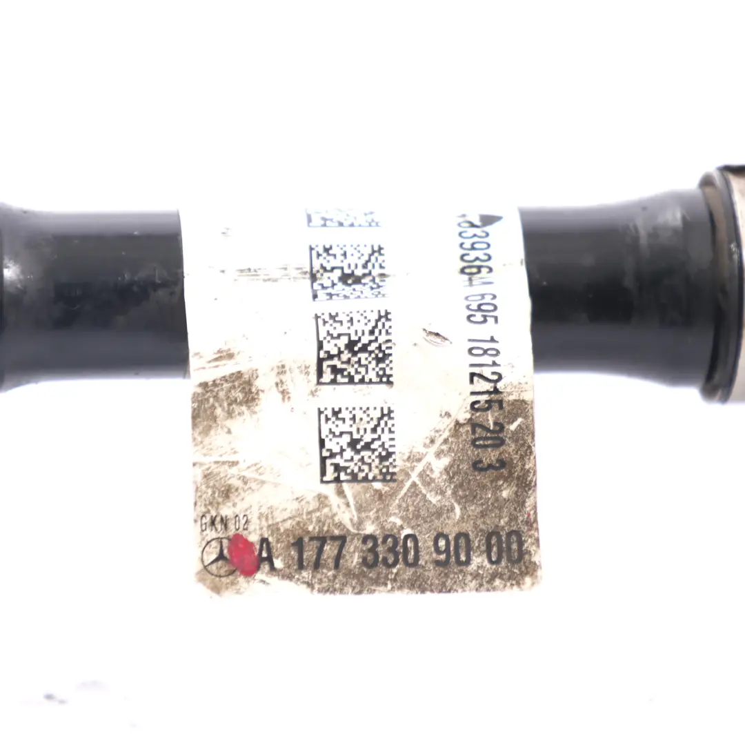 Albero di trasmissione Mercedes W117 W247 Assale anteriore sinistro per con numero di parte A1773309000 Albero di trasmissione Mercedes W117 W247 Assale anteriore sinistro - SKU A1773309000 - Numero di parte A1773309000