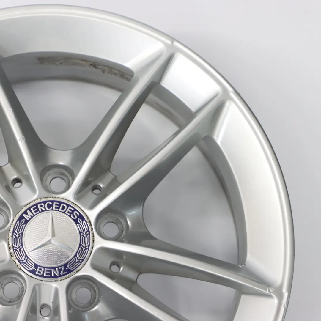 Cerchio in lega argento 16" ET:44 6,5J per Mercedes C118 W177 W247 con numero di parte A1774010100 Mercedes C118 W177 W247 Cerchio in lega argento 16" ET:44 6,5J - SKU A1774010100-1 - Numero di parte A1774010100