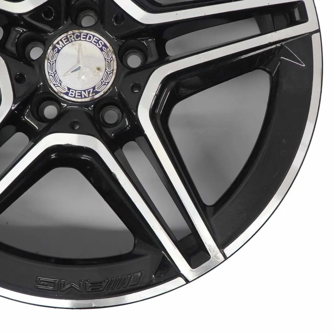 Cerchio in lega 5 doppie razze 18" 8J ET:40 per Mercedes W177 V177 AMG con numero di parte A1774011400 Mercedes W177 V177 AMG Cerchio in lega 5 doppie razze 18" 8J ET:40 - SKU A1774011400-1 - Numero di parte A1774011400