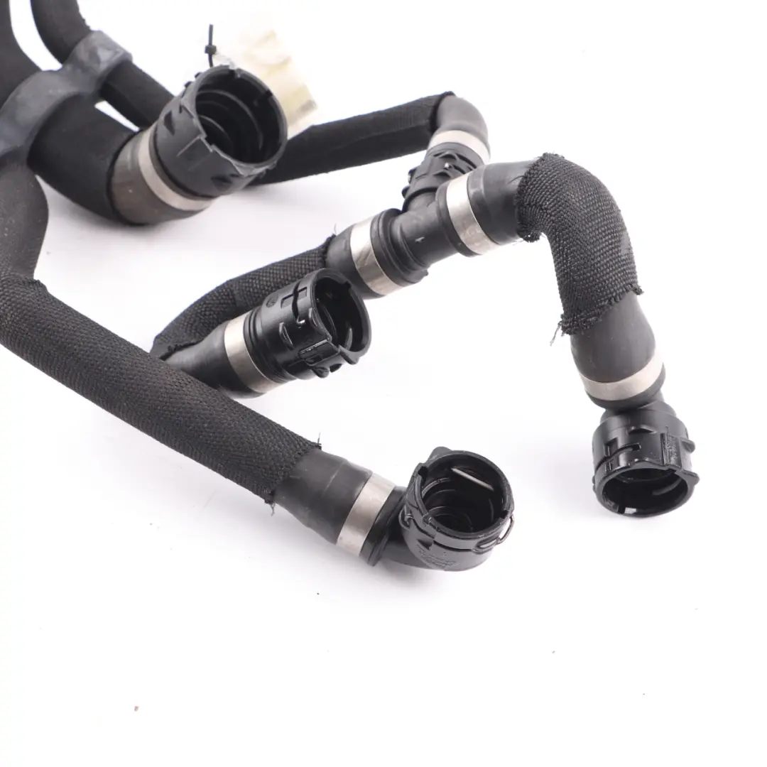 Tuyau refroidissement eau Petrol Pipe Cable Cooler pour Mercedes W177 à propos du numéro de pièce A1775010102 Mercedes W177 Tuyau refroidissement eau Petrol Pipe Cable Cooler - SKU A1775010102 - Numéro de pièce A1775010102