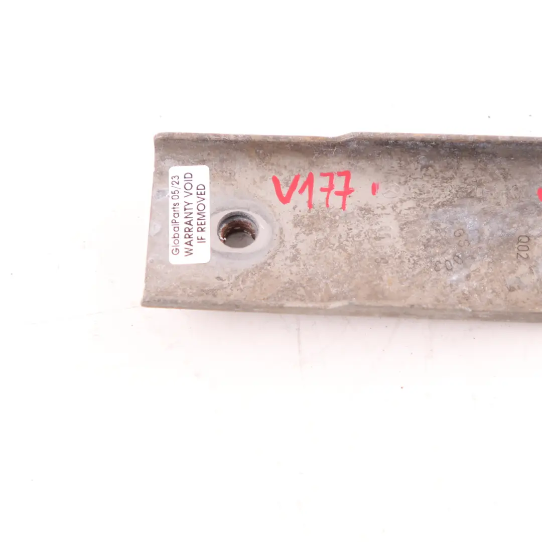 Supporto montante anteriore Cinghia sostegno destra per Mercedes W177 con numero di parte A1775201600 Mercedes W177 Supporto montante anteriore Cinghia sostegno destra - SKU A1775201600 - Numero di parte A1775201600