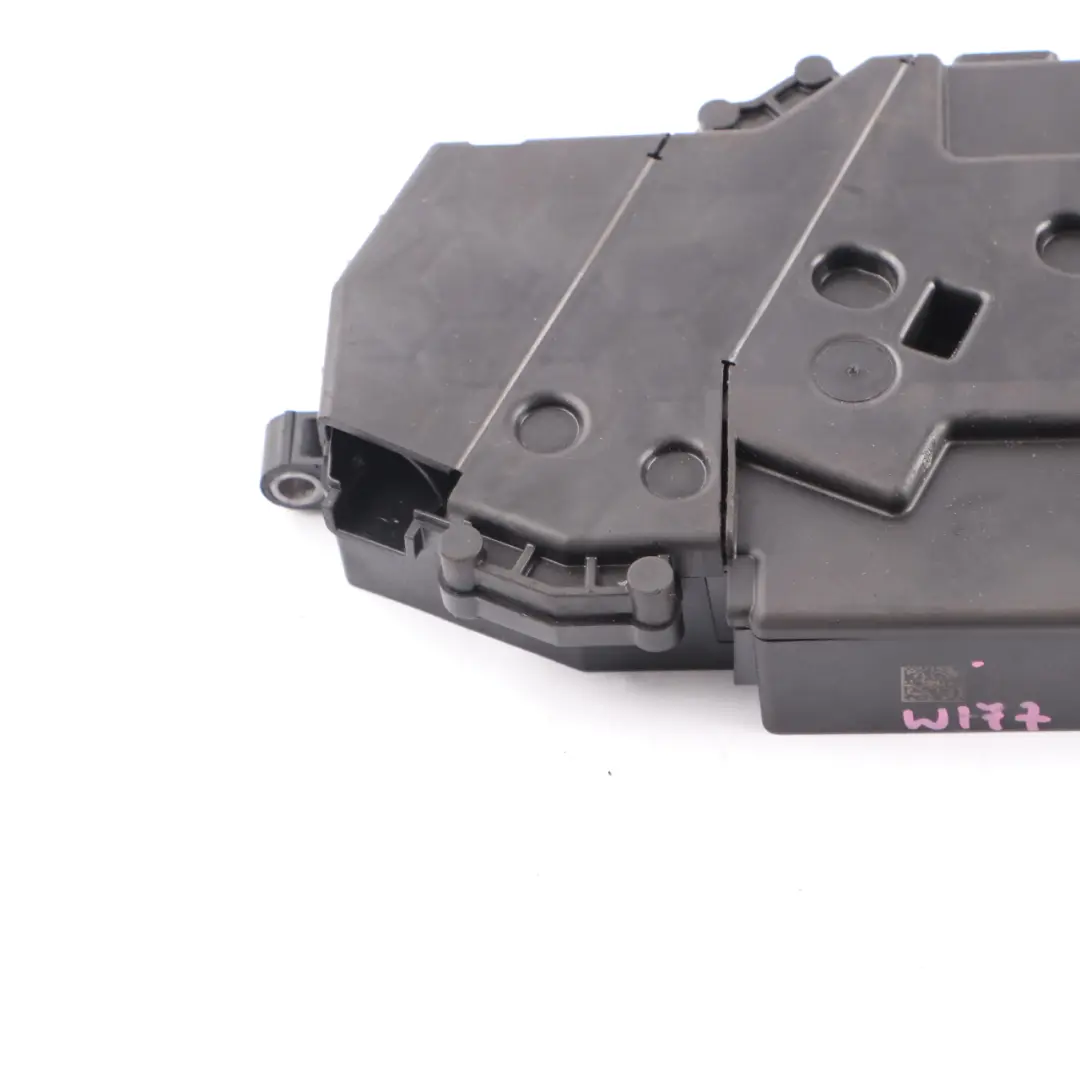 Scatola Fusibili Unità Distribuzione Potenza Giunzione per Mercedes W177 con numero di parte A1775404007 Mercedes W177 Scatola Fusibili Unità Distribuzione Potenza Giunzione - SKU A1775404007 - Numero di parte A1775404007