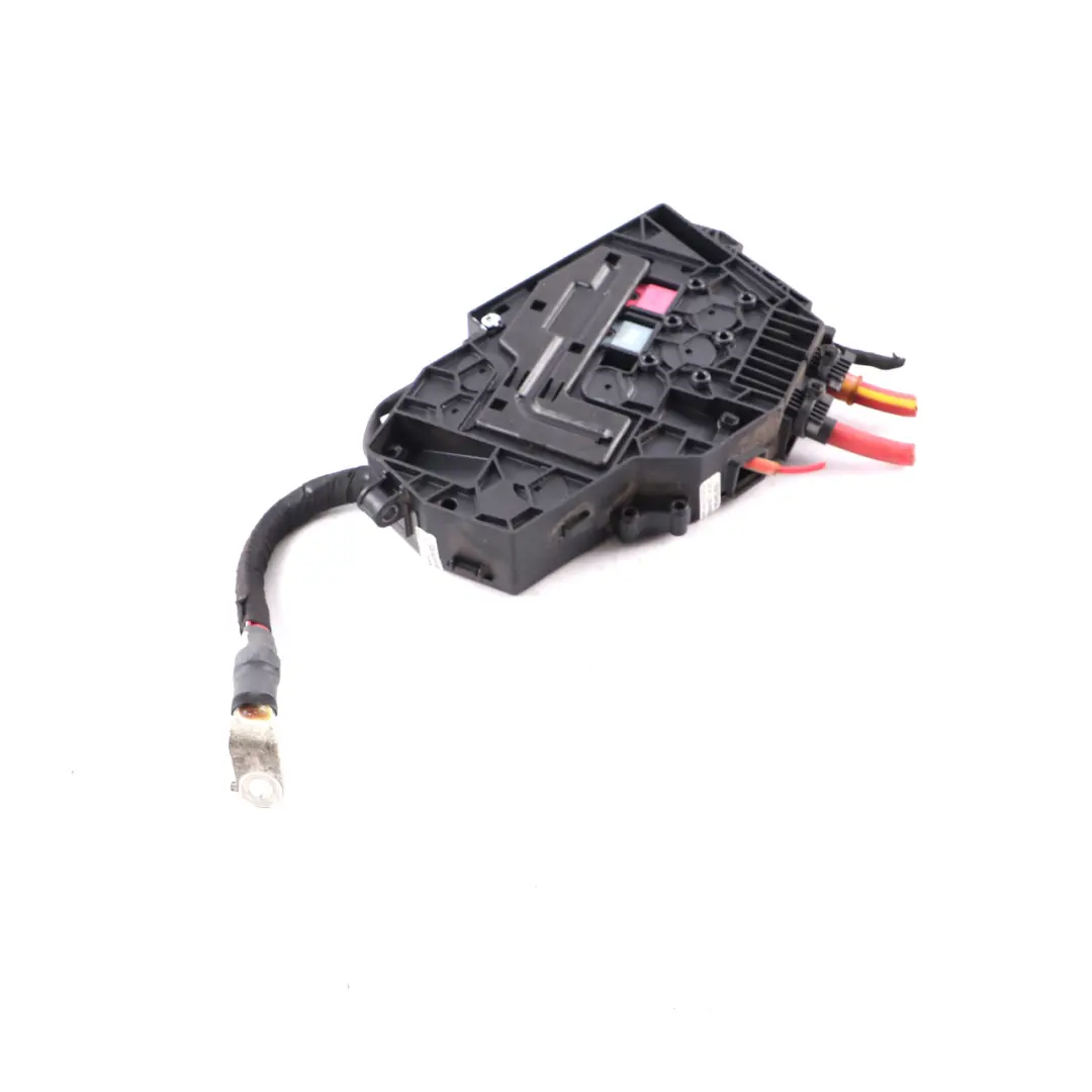 Fuse Box Mercedes C118 W177 W247 Battery Relay Terminal to with Part number A1775404107 Fuse Box Mercedes C118 W177 W247 Battery Relay Terminal - SKU A1775404107 - Part number A1775404107