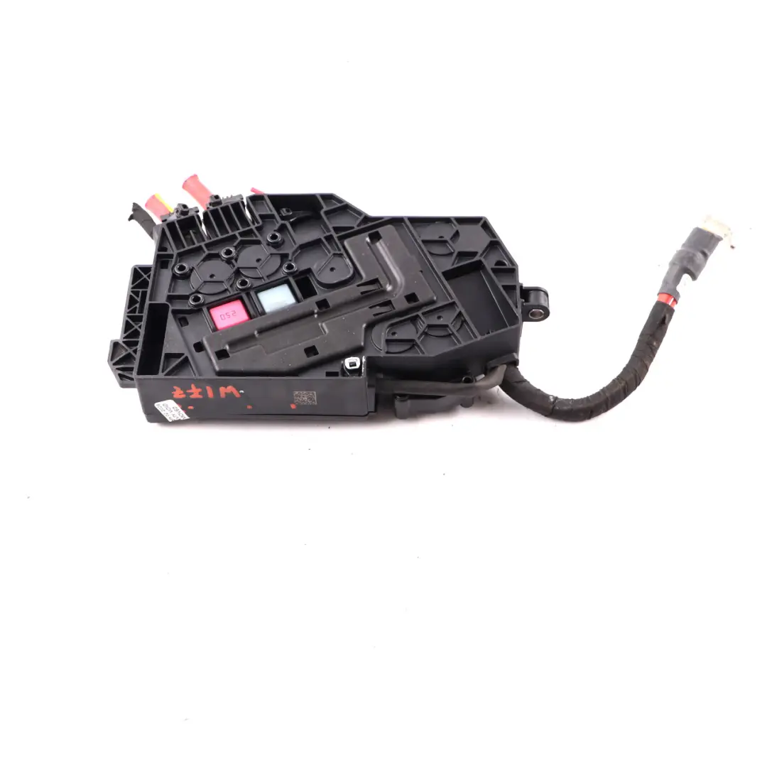 Fuse Box Mercedes C118 W177 W247 Battery Relay Terminal to with Part number A1775404107 Fuse Box Mercedes C118 W177 W247 Battery Relay Terminal - SKU A1775404107 - Part number A1775404107