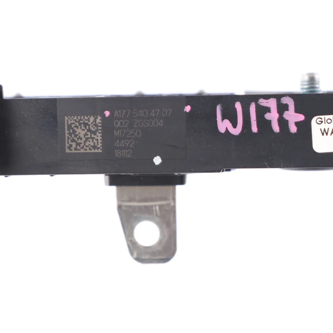 Caja De Fusibles Compartimento Del Motor para Mercedes W177 con número de pieza A1775404707 Mercedes W177 Caja De Fusibles Compartimento Del Motor - SKU A1775404707 - Número de pieza A1775404707