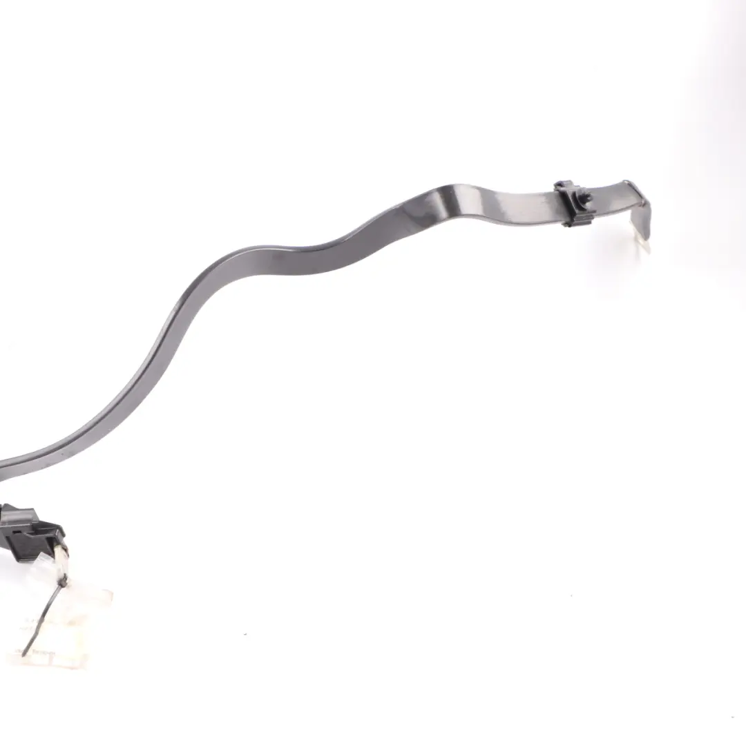 Cable positivo de la batería Cable de arranque para Mercedes W177 W247 con número de pieza A1775407932 Mercedes W177 W247 Cable positivo de la batería Cable de arranque - SKU A1775407932 - Número de pieza A1775407932