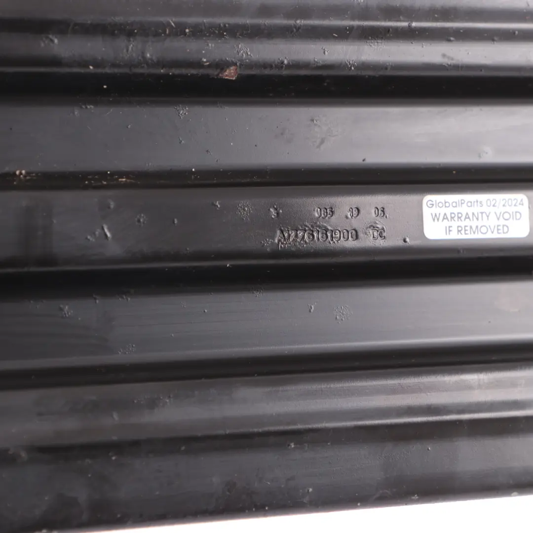 Unterboden Verkleidung Halterung Vorne Boden für Mercedes W177 W247 mit Teilenummer A1776161900 Mercedes W177 W247 Unterboden Verkleidung Halterung Vorne Boden - SKU A1776161900 - Teilenummer A1776161900