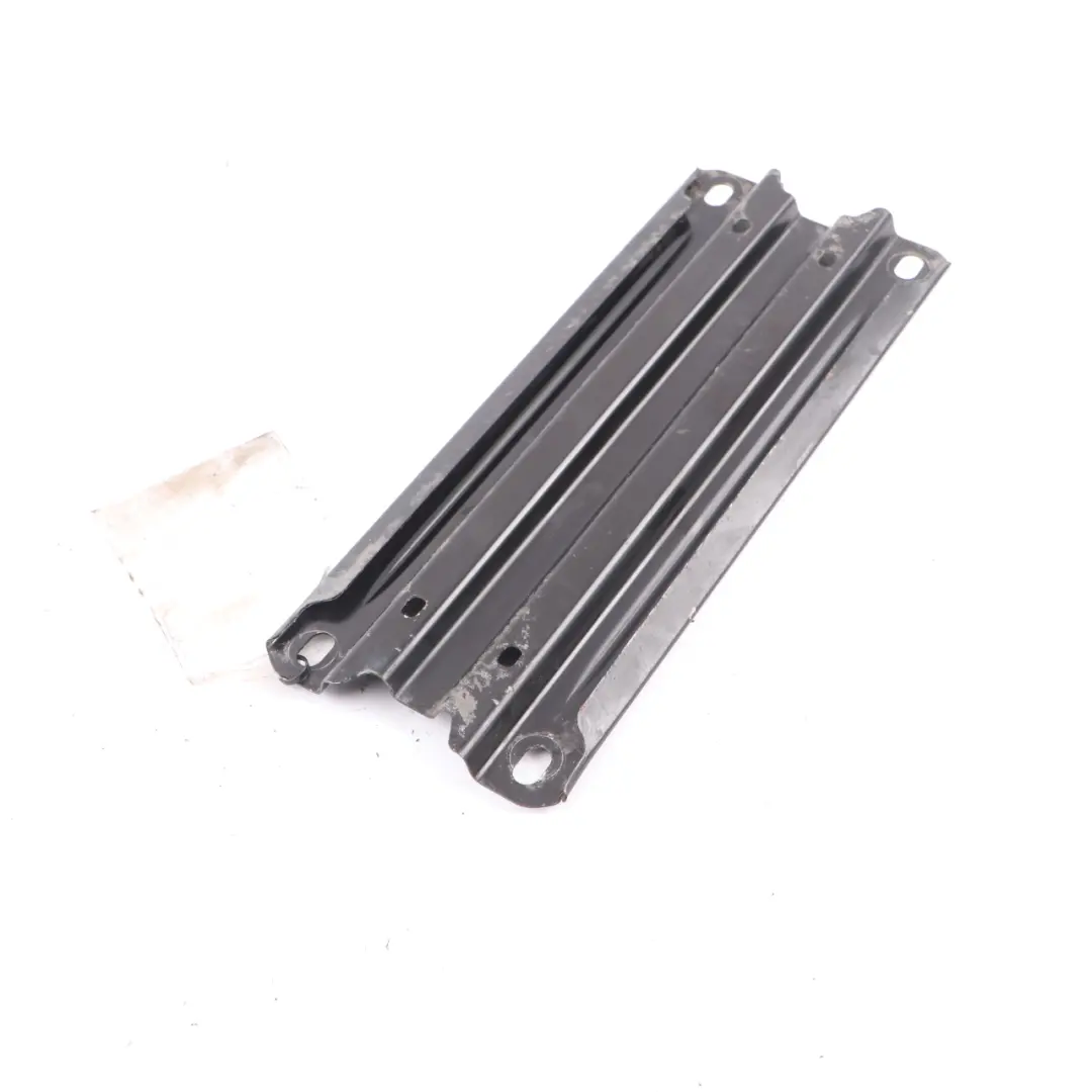 Mercedes W177 W247 Support Panneau Dessous Caisse Avant - SKU A1776161900 - Numéro de pièce A1776161900