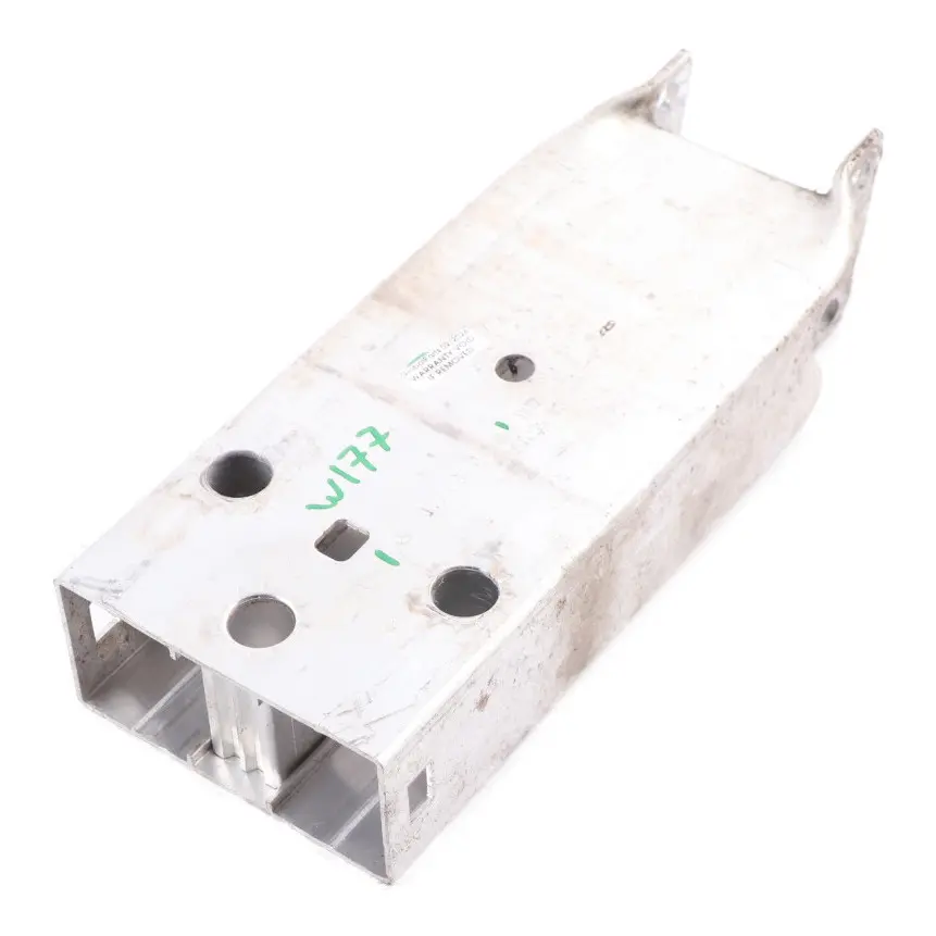 Ammortizzatore Mercedes W177 rinforzo traversa anteriore sinistra destra per con numero di parte A1776202300 Ammortizzatore Mercedes W177 rinforzo traversa anteriore sinistra destra - SKU A1776202300 - Numero di parte A1776202300