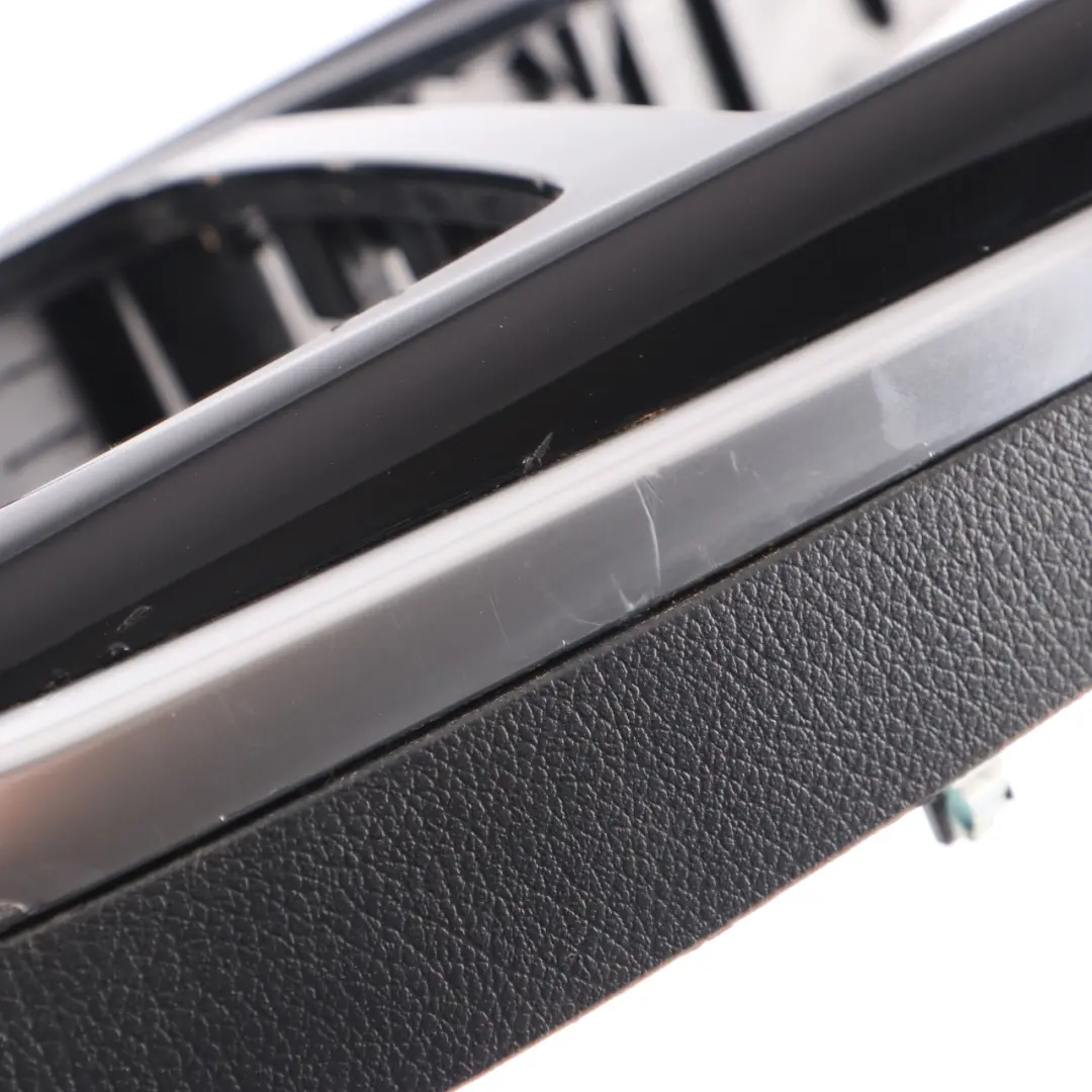 Abdeckung Mittelkonsole Trim Surround Rahmen für Mercedes W177 mit Teilenummer A1776802004 Mercedes W177 Abdeckung Mittelkonsole Trim Surround Rahmen - SKU A1776802004 - Teilenummer A1776802004