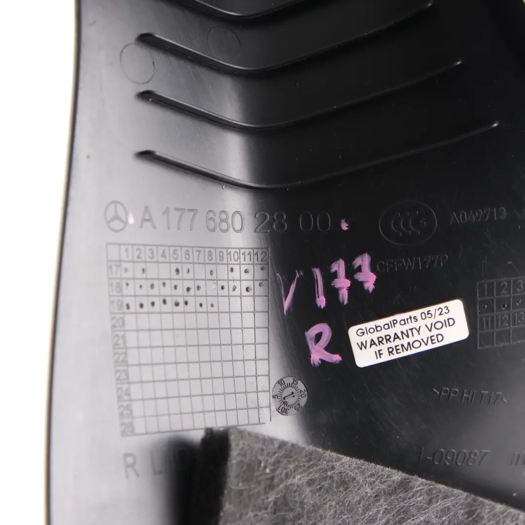 soglia porta anteriore destra O/S gradino ingresso copertura trim per Mercedes W177 con numero di parte A1776802800 Mercedes W177 soglia porta anteriore destra O/S gradino ingresso copertura trim - SKU A1776802800 - Numero di parte A1776802800