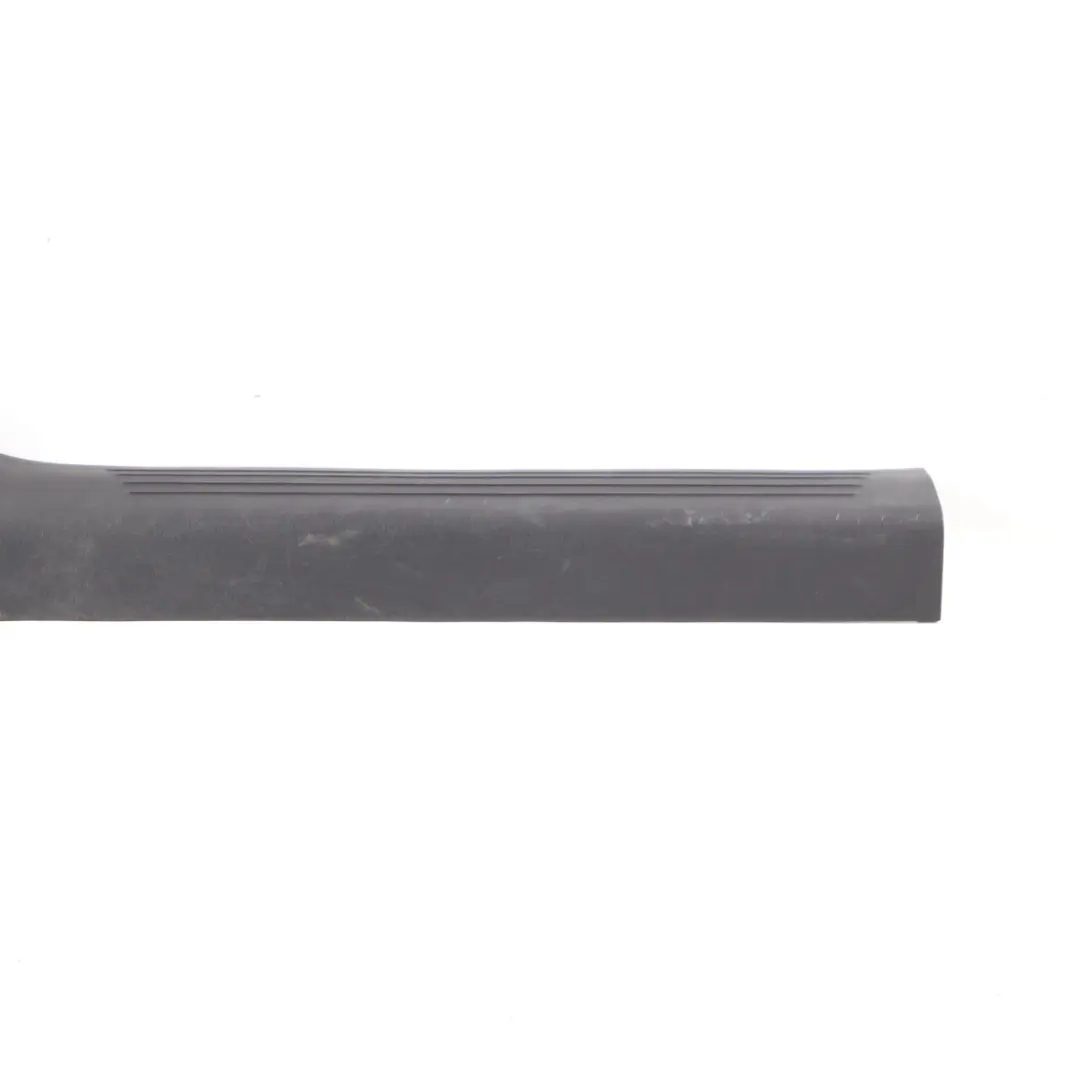Mercedes W177 Seuil de Porte Avant Droit Garniture de l'entrée de la marche - SKU A1776802800 - Numéro de pièce A1776802800