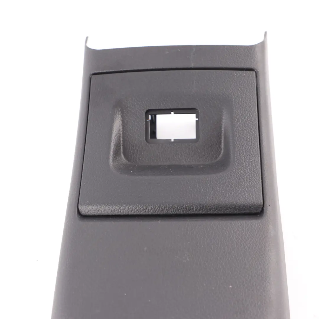 Mittelkonsole Hintere Lüftungsdüse Grillablage Schwarz für Mercedes W177 mit Teilenummer A1776803701 Mercedes W177 Mittelkonsole Hintere Lüftungsdüse Grillablage Schwarz - SKU A1776803701-1 - Teilenummer A1776803701