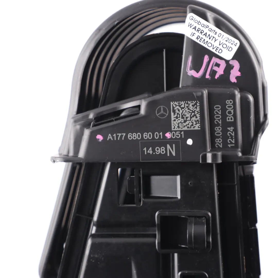 Mittelkonsole Getränkehalter Ablagefach Schwarz Trim für Mercedes W177 mit Teilenummer A1776806001 Mercedes W177 Mittelkonsole Getränkehalter Ablagefach Schwarz Trim - SKU A1776806001 - Teilenummer A1776806001