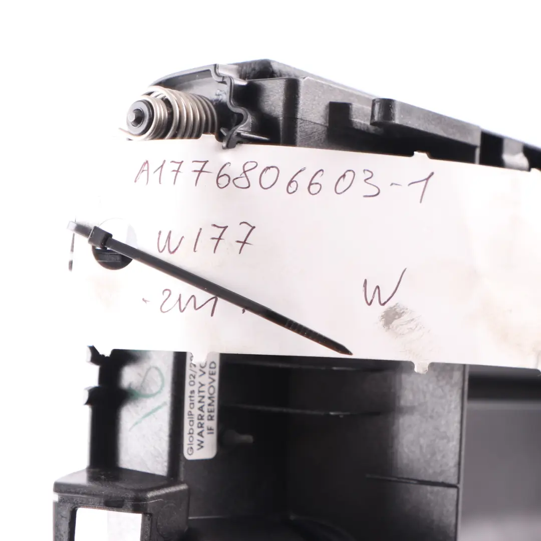 Armlehne Mittelkonsole Abdeckung Leder Schwarz Rot Fäden für Mercedes W177 mit Teilenummer A1776806603 Mercedes W177 Armlehne Mittelkonsole Abdeckung Leder Schwarz Rot Fäden - SKU A1776806603-1 - Teilenummer A1776806603