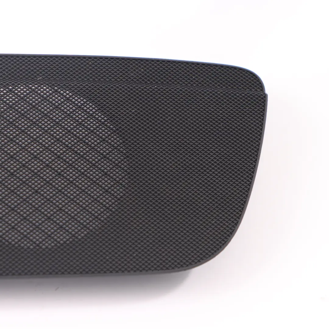 Mercedes W177 Tableau de Bord Centre Panneau couverture haut-parleur - SKU A1776808003 - Numéro de pièce A1776808003