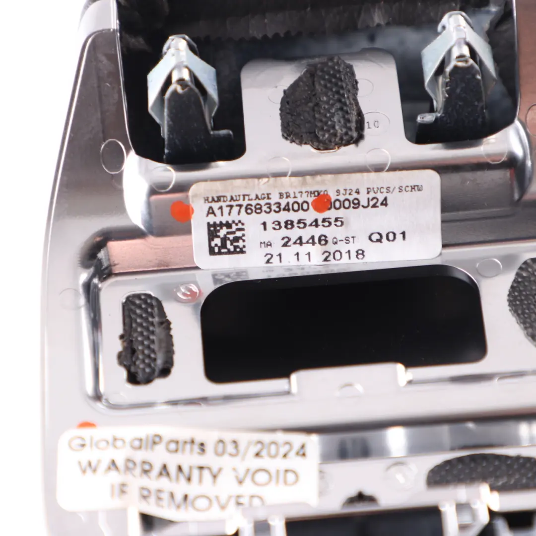 Mittelkonsole Handauflage Abdeckung Leder Schwarz für Mercedes W177 mit Teilenummer A1776833400 Mercedes W177 Mittelkonsole Handauflage Abdeckung Leder Schwarz - SKU A1776833400 - Teilenummer A1776833400