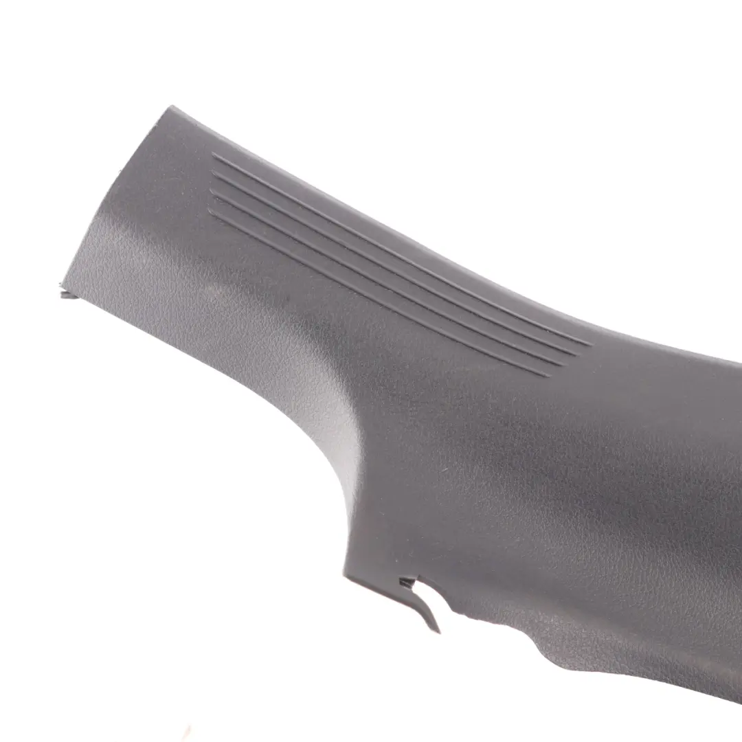 Embellecedor Puerta Pared Lateral Inferior Trasera Derecha para Mercedes W177 con número de pieza A1776900201 Mercedes W177 Embellecedor Puerta Pared Lateral Inferior Trasera Derecha - SKU A1776900201 - Número de pieza A1776900201