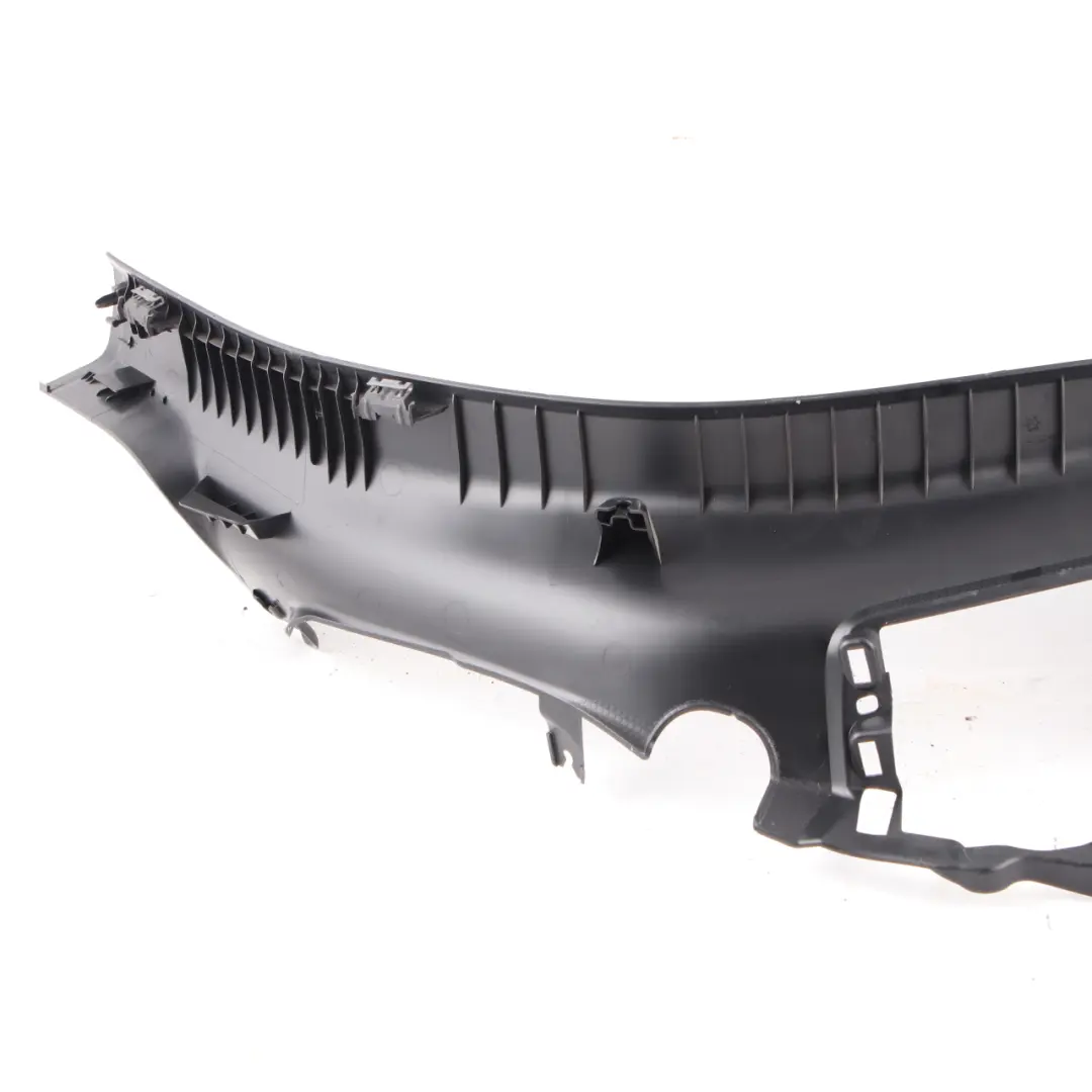 Embellecedor De Umbral De Puerta Trasero Izquierdo para Mercedes V177 con número de pieza A1776900501 Mercedes V177 Embellecedor De Umbral De Puerta Trasero Izquierdo - SKU A1776900501 - Número de pieza A1776900501