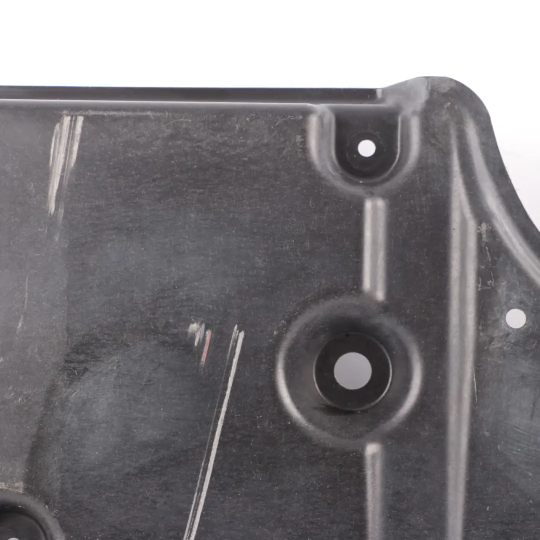 Cubierta Trasera Debajo Suelo Bandeja Inferior para Mercedes W177 con número de pieza A1776901402 Mercedes W177 Cubierta Trasera Debajo Suelo Bandeja Inferior - SKU A1776901402 - Número de pieza A1776901402