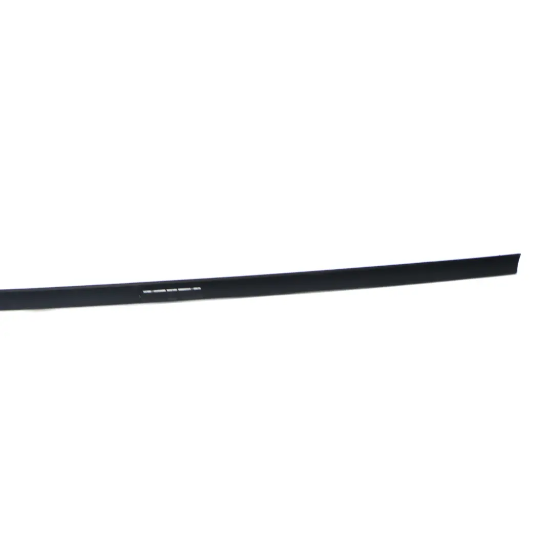 Mercedes W177 Bande de recouvrement de rail de toit droite apprêtée - SKU A1776903200 - Numéro de pièce A1776903200