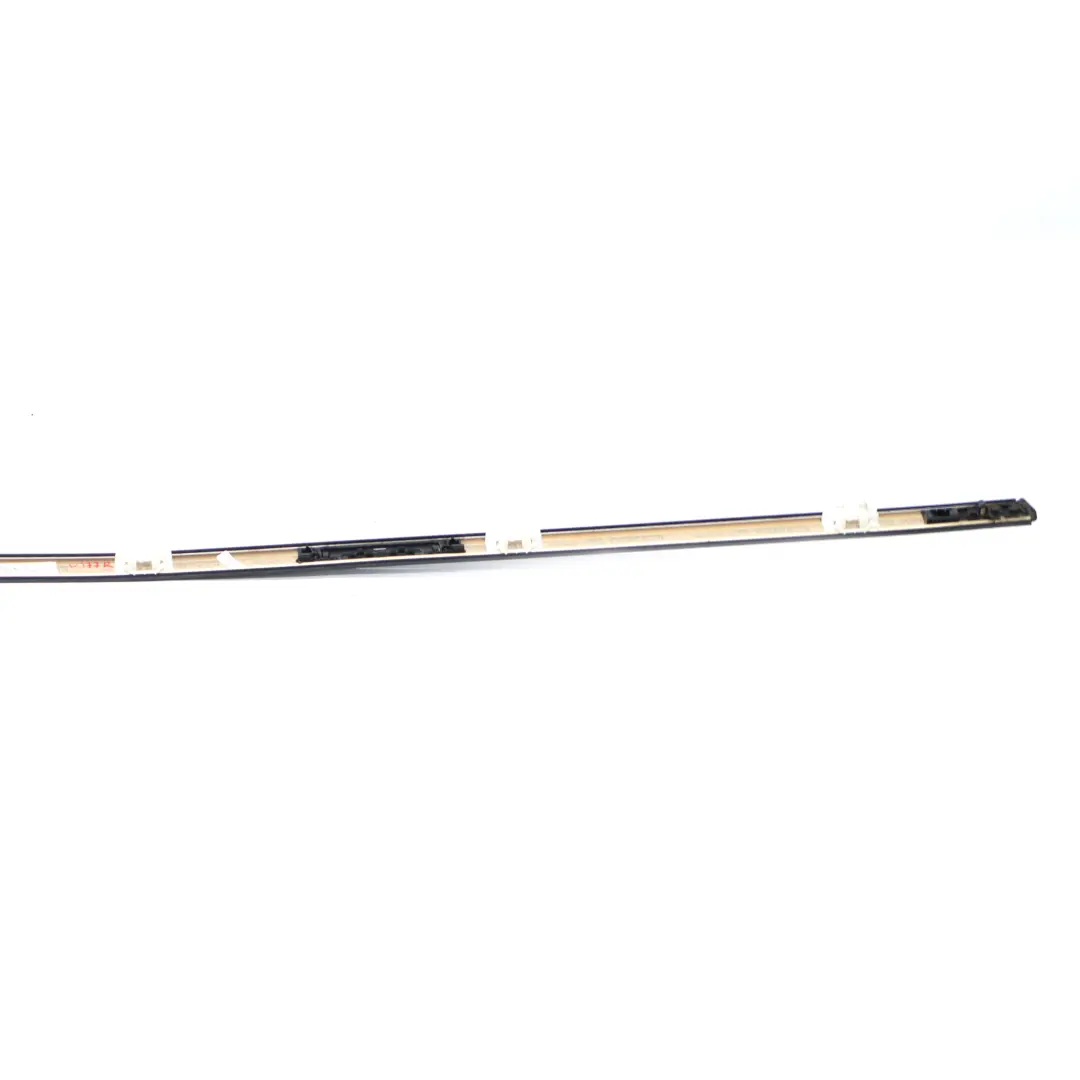 Mercedes W177 Bande de recouvrement de rail de toit droite apprêtée - SKU A1776903200 - Numéro de pièce A1776903200