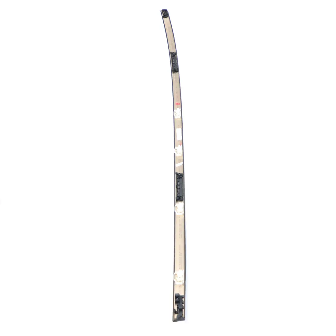 Mercedes W177 Bande de recouvrement de rail de toit droite apprêtée - SKU A1776903200 - Numéro de pièce A1776903200